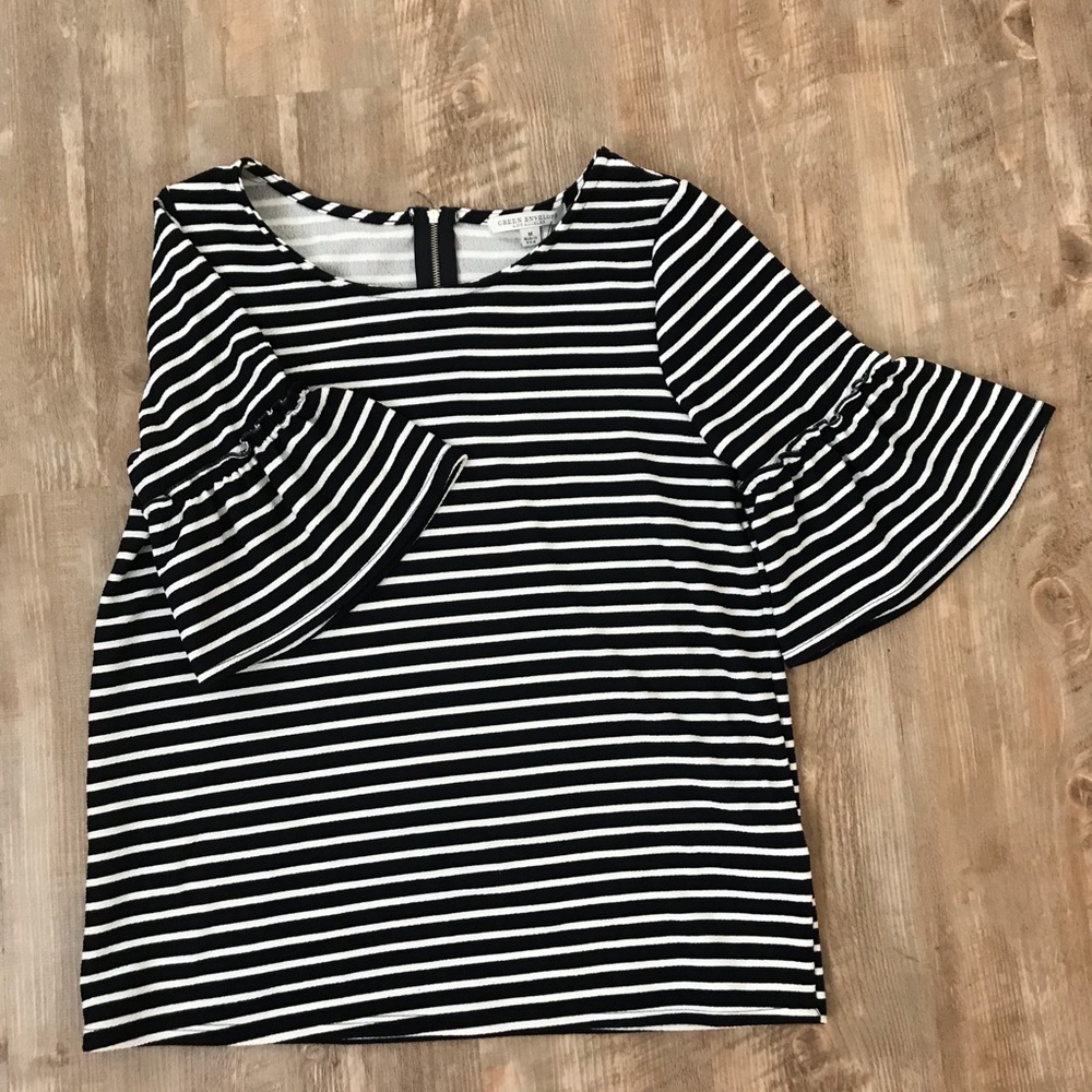 Green Envelope stripped top.